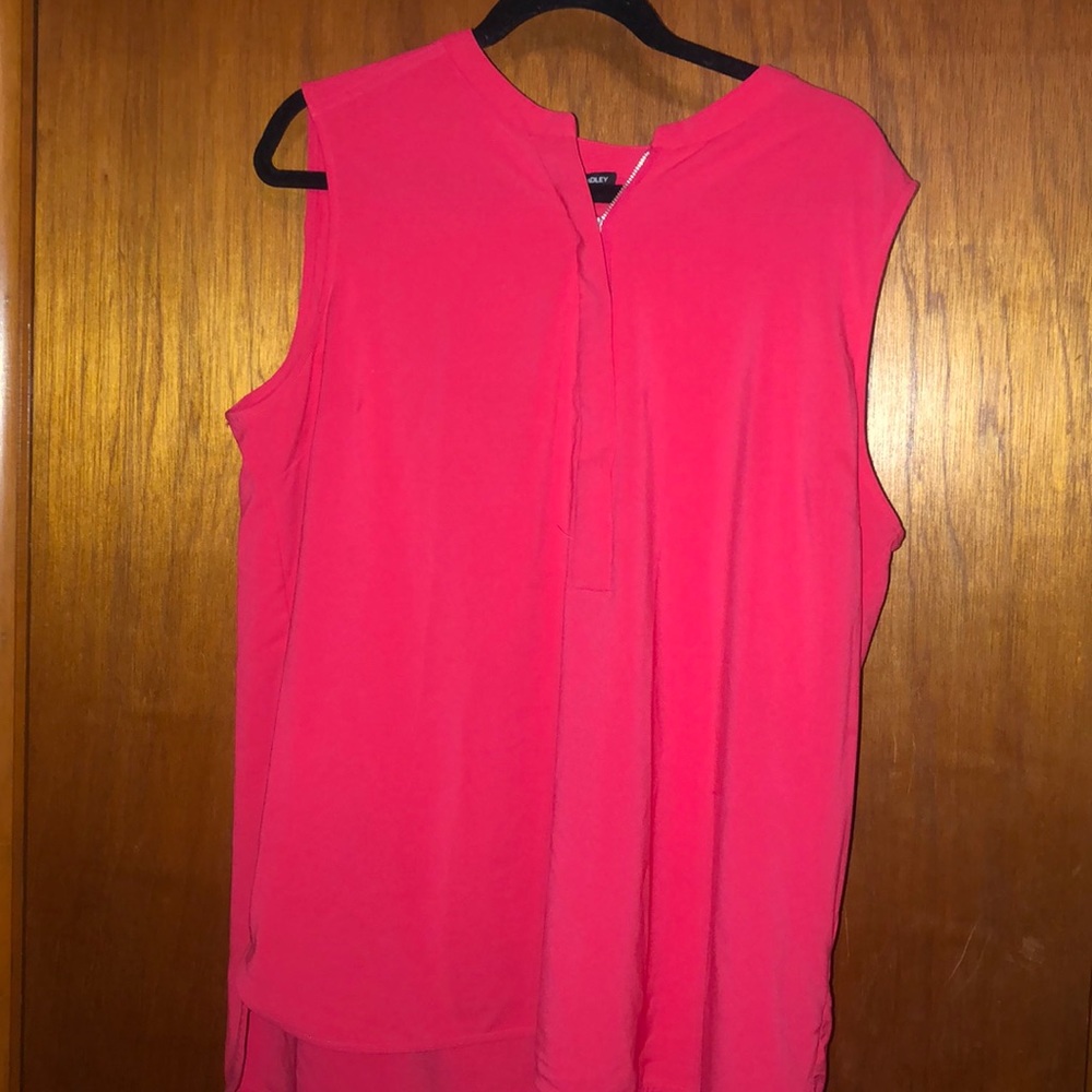 coral blouse